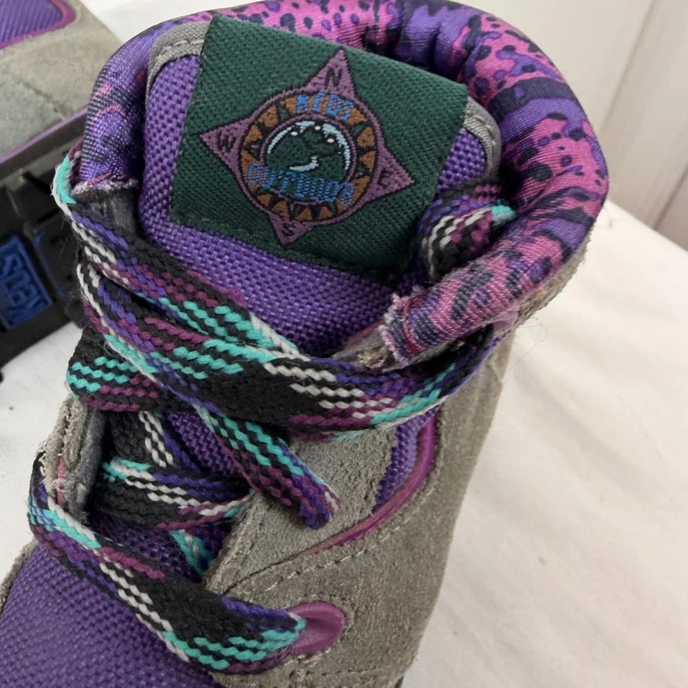 Vintage Keds Outdoor Kids Hiking Boots Grey Purple Suede Leopard Print Size 5.5M